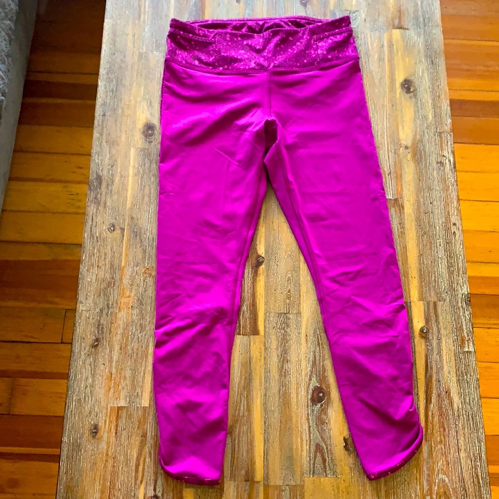 lululemon Mid-Rise 24” Performance Leggings